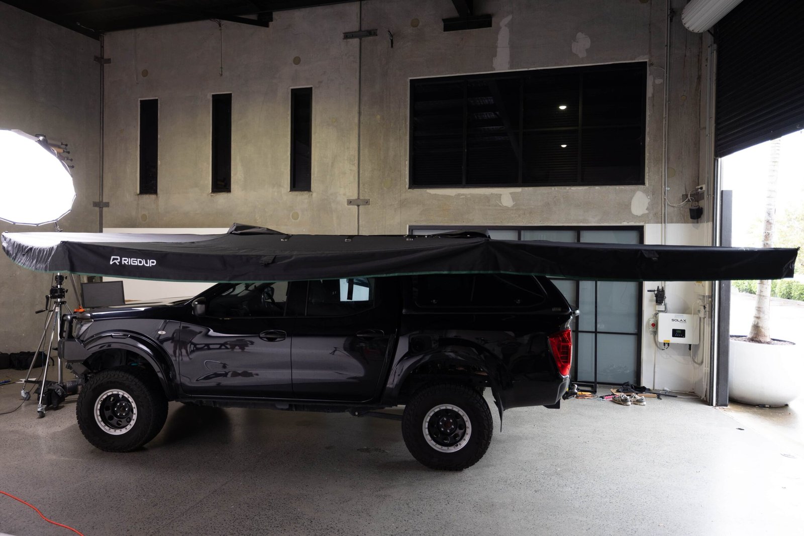 Awning-2 Rigdup 270° Awning 2M